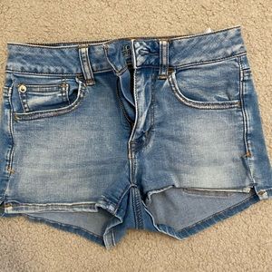 AE Hi-rise Shortie Jean shorts